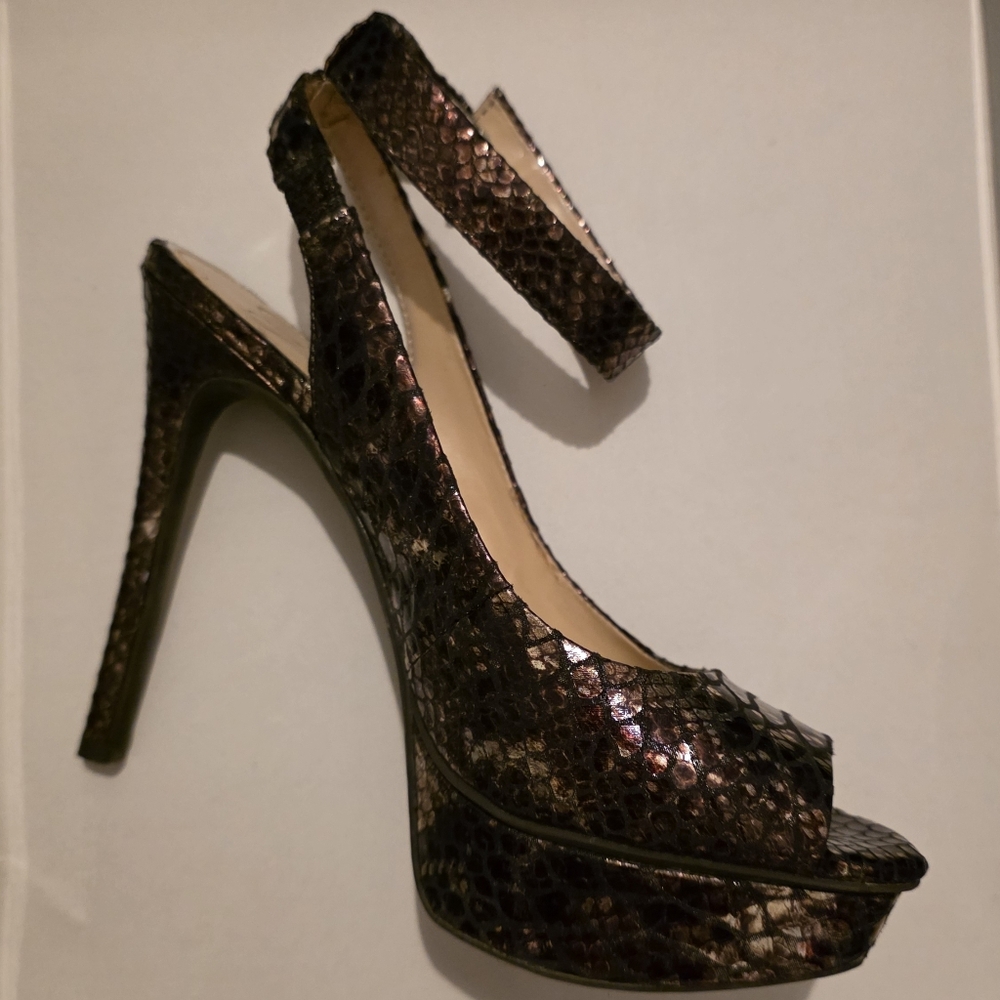 JESSICA SIMPSON CAREEN MULTI METALLIC SNAKE PRINT HEELS - Picture 5 of 5